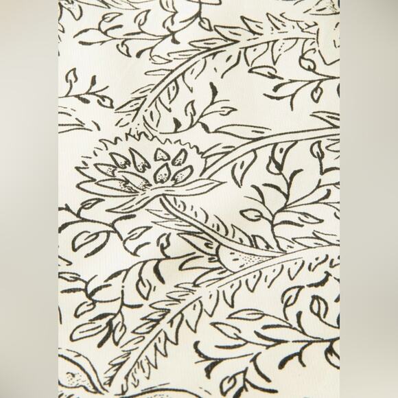 Scotch & Soda Easy Monochrome Blouse Top floral outline ivory cream black - Picture 4 of 9